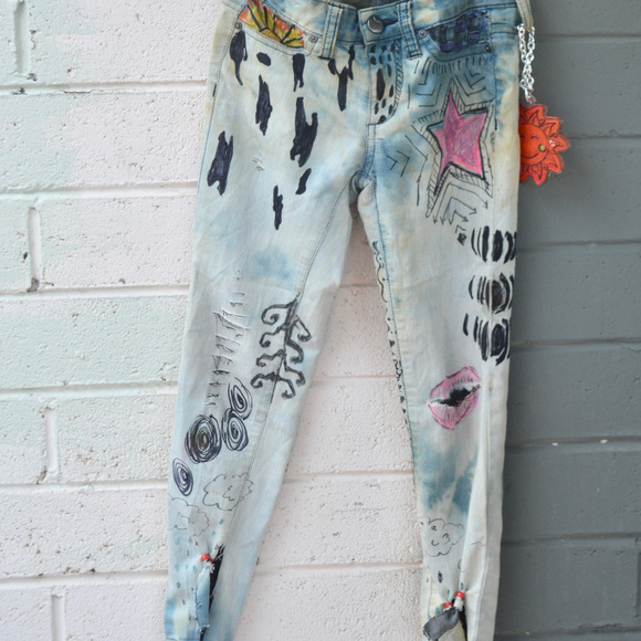 Joe's Jeans Other - Joe's Jeans X Custom Graffiti Jeans Size 7 Girls